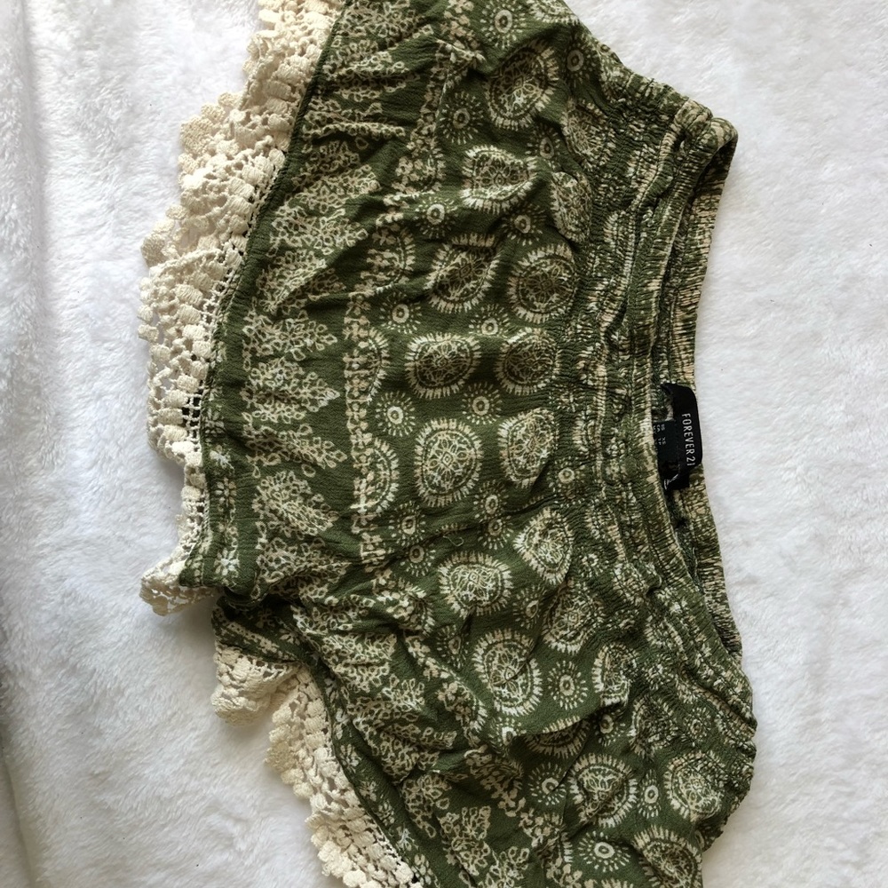 Patterned shorts